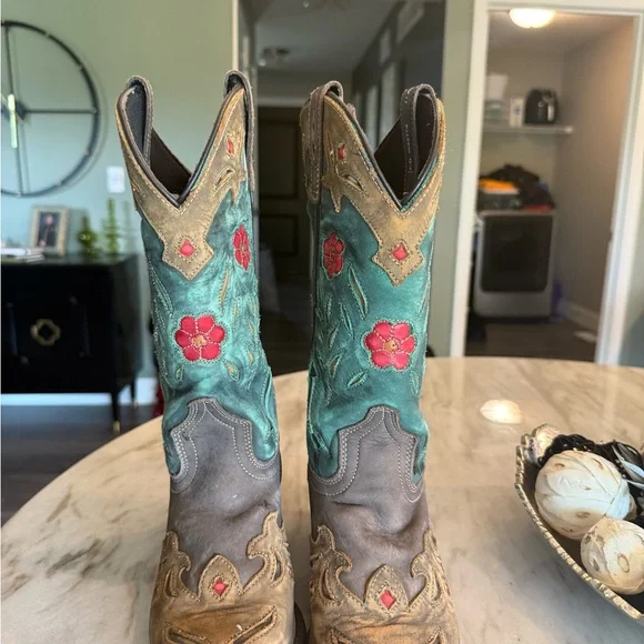 Floral Embroidered Cowboy Boots - Picture 2 of 4